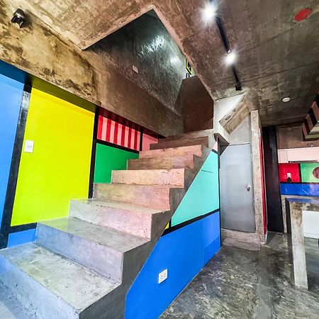 D522 Hostel At Kiener Hills - Near Cebu Airport マクタン エクステリア 写真